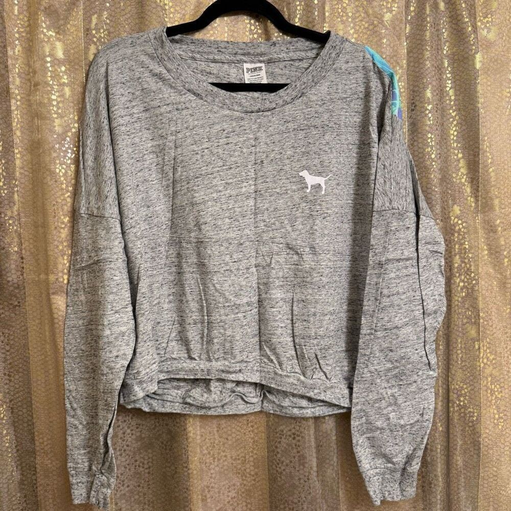 PINK Victorias Secret Heather Gray Cropped Tropical Logo Long Sleeve‎ Top Large